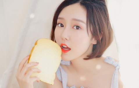 右卵巢有优势卵泡，女性生育健康的关键因素